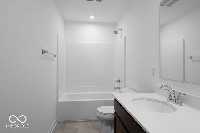 359 N Grand Oaks Drive, Mooresville, IN 46158