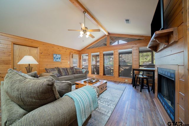 368 Charyla, Scroggins, TX 75480