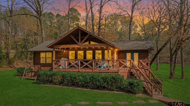 368 Charyla, Scroggins, TX 75480