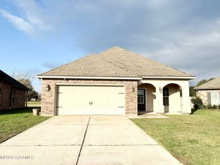129 Gray Birch Loop, Youngsville, LA 70592