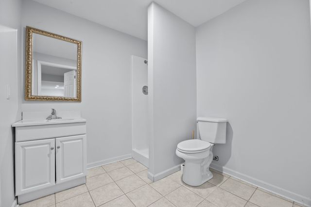 7606 Oakwood Drive, Urbandale, IA 50322