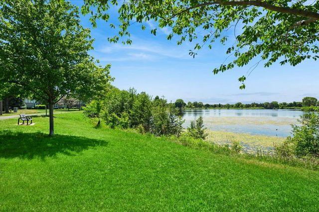 166 Hemingway Court 252, Vernon Hills, IL 60061