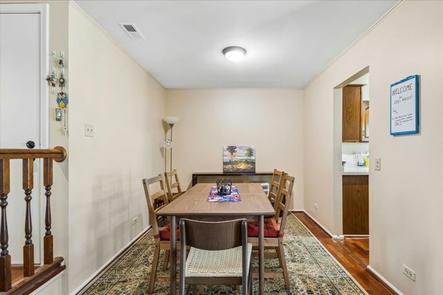 166 Hemingway Court 252, Vernon Hills, IL 60061