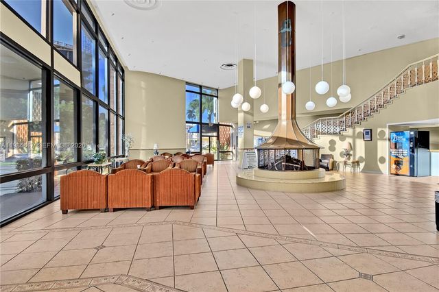 26 W Diplomat Pkwy 2229, Hallandale Beach, FL 33009