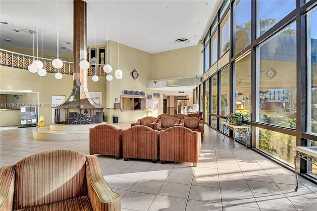 26 W Diplomat Pkwy 2229, Hallandale Beach, FL 33009