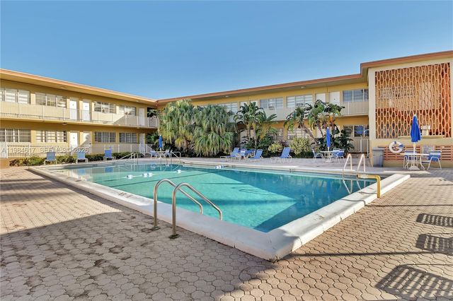 26 W Diplomat Pkwy 2229, Hallandale Beach, FL 33009