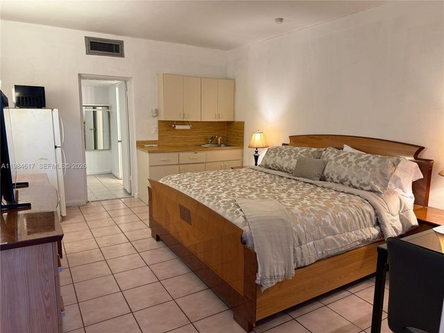 26 W Diplomat Pkwy 2229, Hallandale Beach, FL 33009