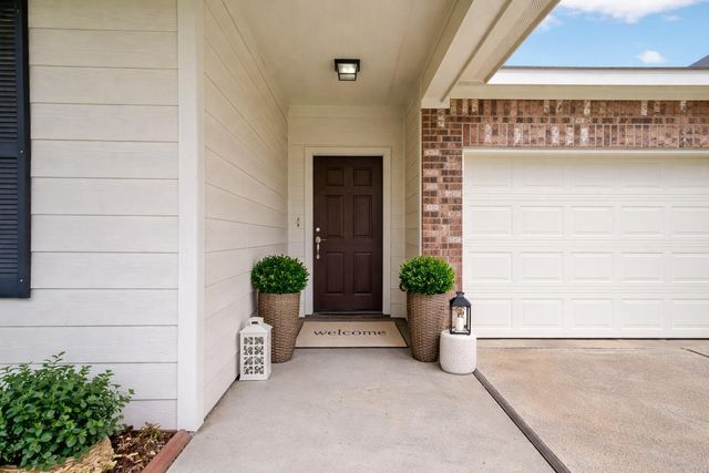 311 Volute Drive, Rosharon, TX 77583