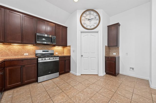 311 Volute Drive, Rosharon, TX 77583