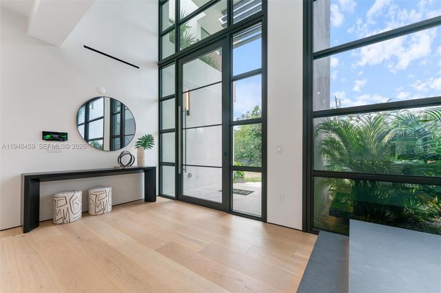 5845 SW 130th Ter, Pinecrest, FL 33156