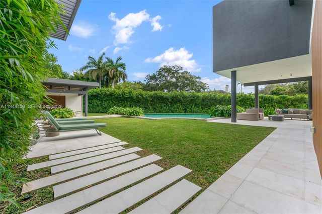 5845 SW 130th Ter, Pinecrest, FL 33156