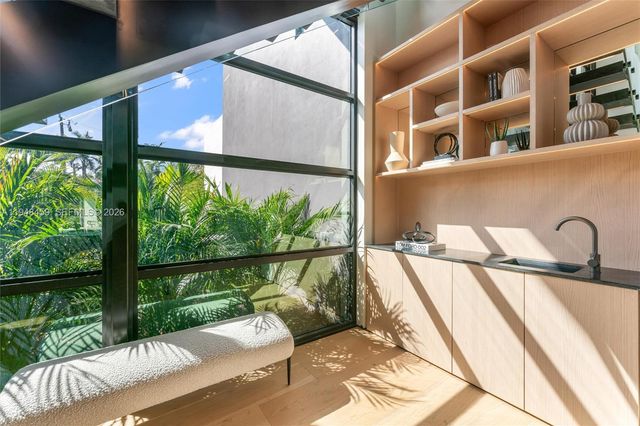 5845 SW 130th Ter, Pinecrest, FL 33156