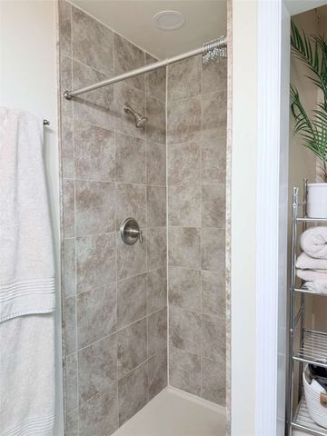 2764 Bingham, Upper St Clair, PA 15241