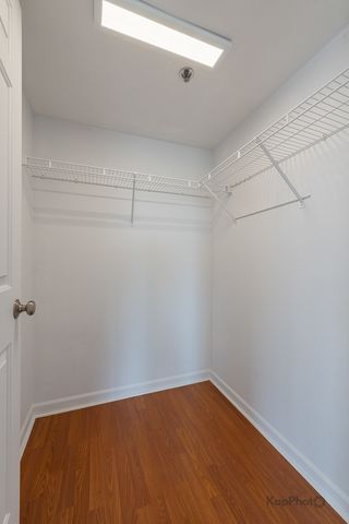 7316 40th Street 4D, Lyons, IL 60534