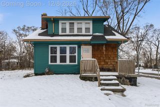 16800 Santa Rosa Drive, Detroit, MI 48221