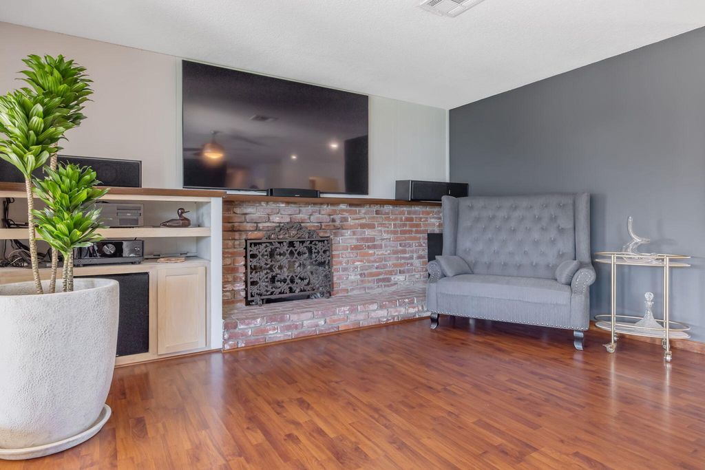 Image 19 of property listing at 3113 E Laurel Avenue, Visalia, CA 93292