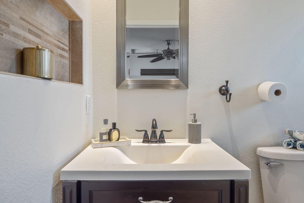 Image 35 of property listing at 3113 E Laurel Avenue, Visalia, CA 93292