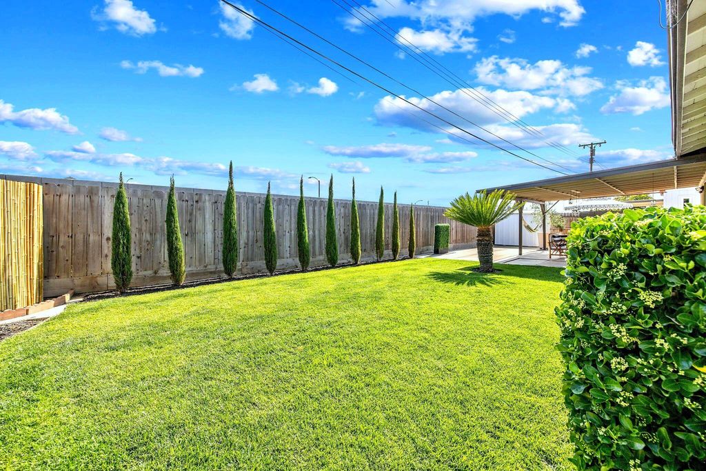 Image 46 of property listing at 3113 E Laurel Avenue, Visalia, CA 93292