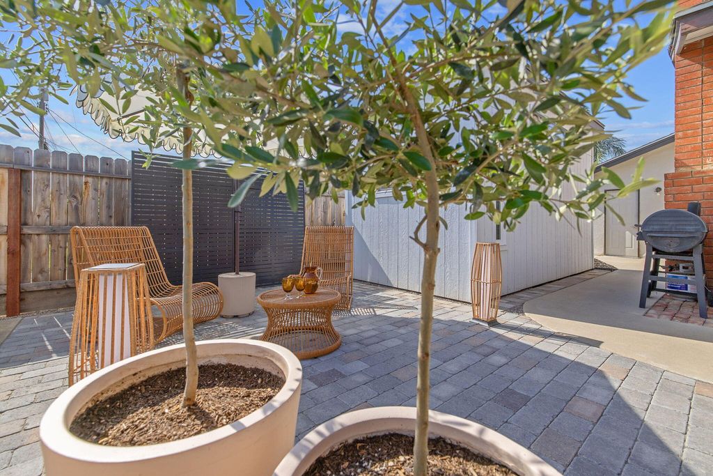 Image 59 of property listing at 3113 E Laurel Avenue, Visalia, CA 93292