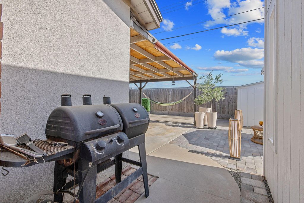Image 65 of property listing at 3113 E Laurel Avenue, Visalia, CA 93292