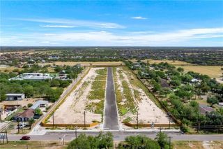 1305 S Michigan Street, Alton, TX 78573