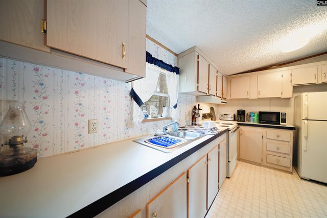 2342 Beaver Creek Road, Camden, SC 29020