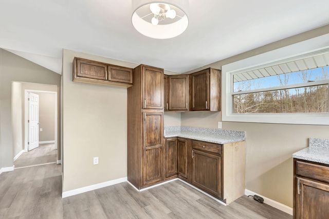 8878 E Main Street, Alexandria, KY 41001