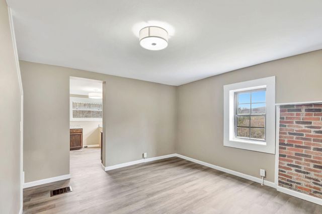 8878 E Main Street, Alexandria, KY 41001