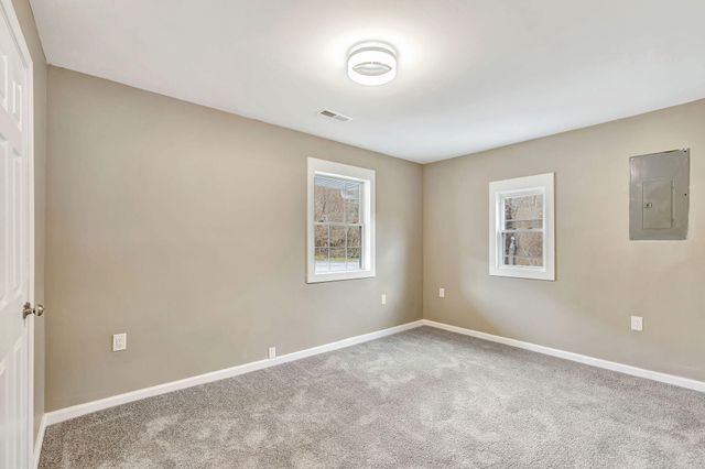 8878 E Main Street, Alexandria, KY 41001