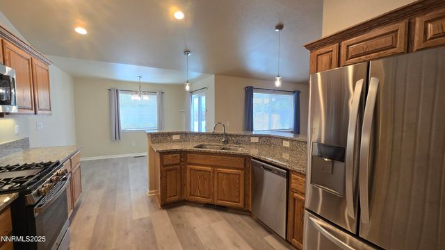 3185 Cliffrose Drive, Silver Springs, NV 89429
