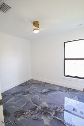 3707 35th ST SW, Lehigh Acres, FL 33976