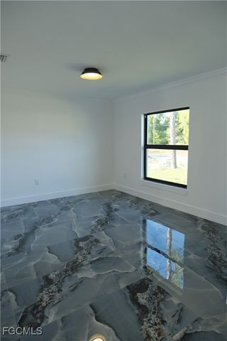 3707 35th ST SW, Lehigh Acres, FL 33976