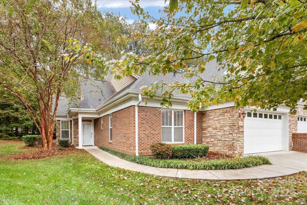 1924 Mezzo Court, Matthews, NC 28105