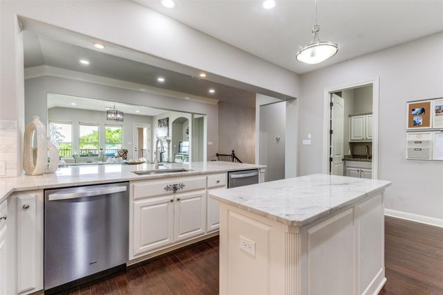 2312 Rivina DR, Austin, TX 78733