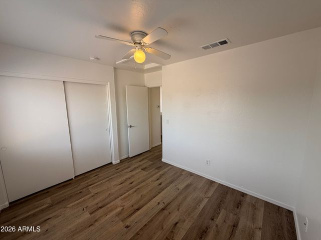 12930 W PARADISE Drive, El Mirage, AZ 85335