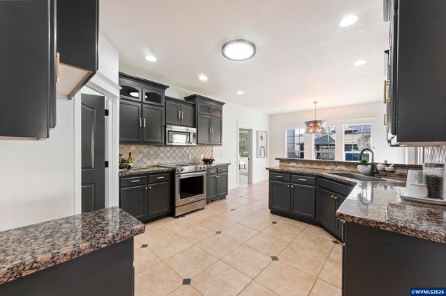 965 Caradon Ct NW, Salem, OR 97304