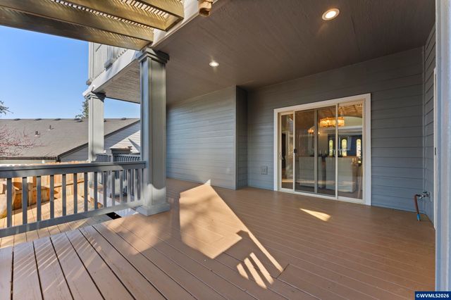 965 Caradon Ct NW, Salem, OR 97304