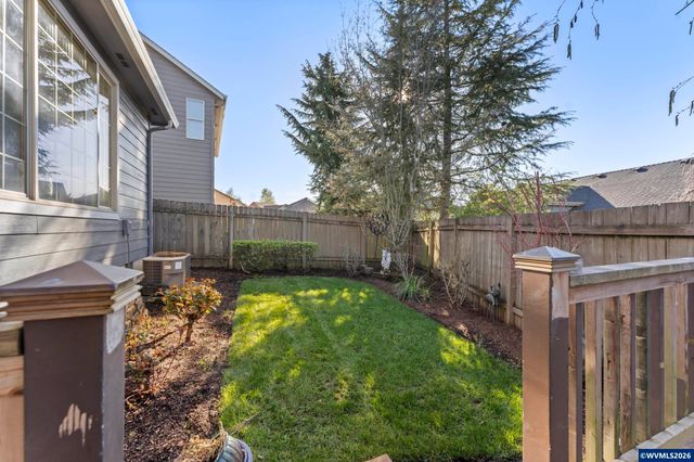 965 Caradon Ct NW, Salem, OR 97304