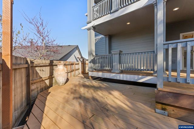 965 Caradon Ct NW, Salem, OR 97304