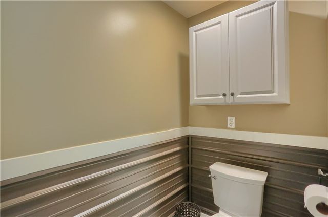 482 Shadyrest Rd, Franklin Twp, PA 16117