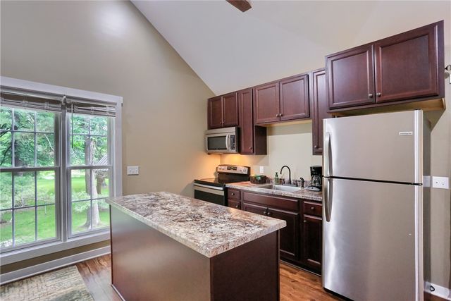 482 Shadyrest Rd, Franklin Twp, PA 16117