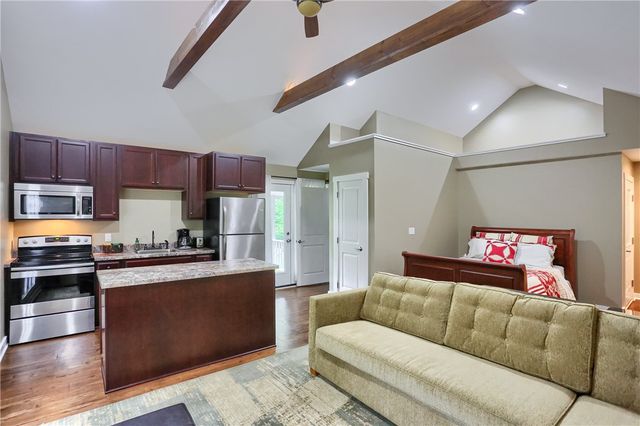 482 Shadyrest Rd, Franklin Twp, PA 16117