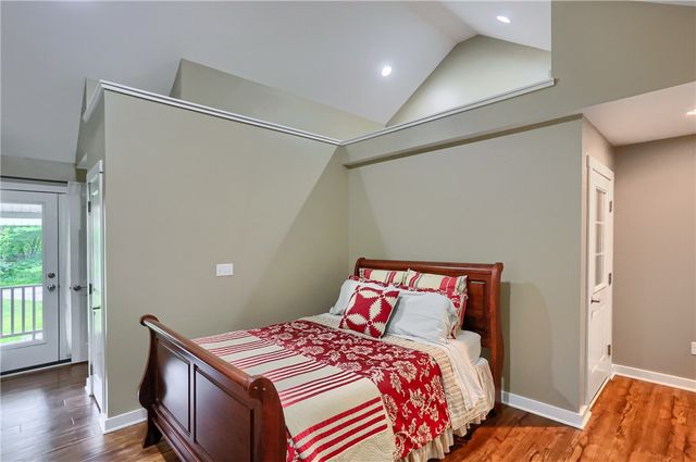 482 Shadyrest Rd, Franklin Twp, PA 16117