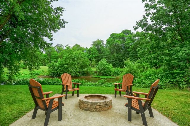 482 Shadyrest Rd, Franklin Twp, PA 16117