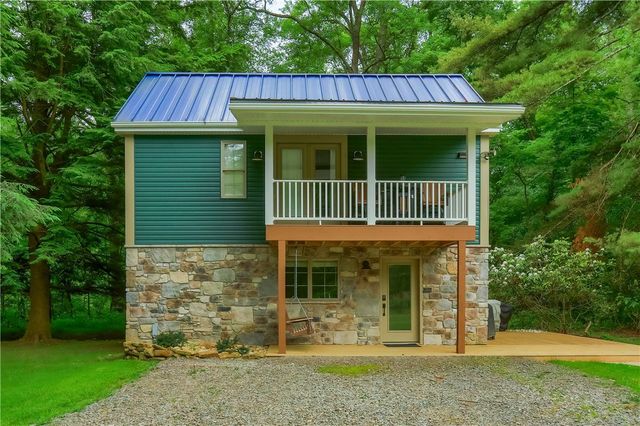 482 Shadyrest Rd, Franklin Twp, PA 16117
