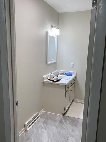 442 Cheryl Street, Cottage Grove, WI 53527