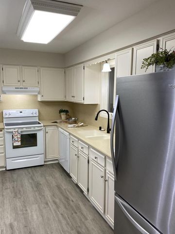 442 Cheryl Street, Cottage Grove, WI 53527