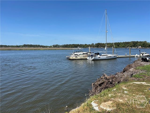 101 Plantation Road, Midway, GA 31320