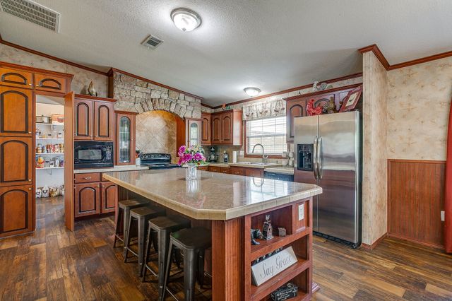 321 Young Road, Millsap, TX 76066