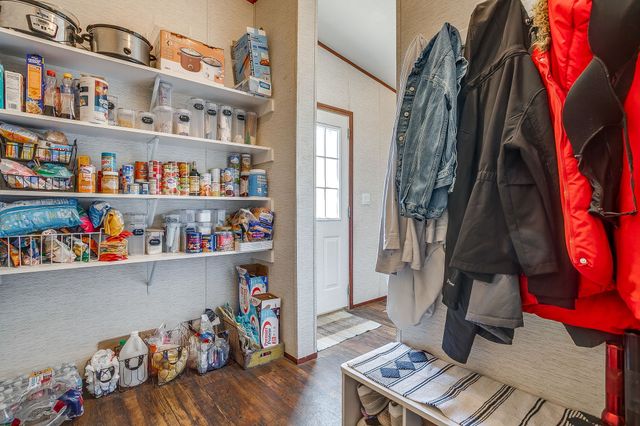 321 Young Road, Millsap, TX 76066